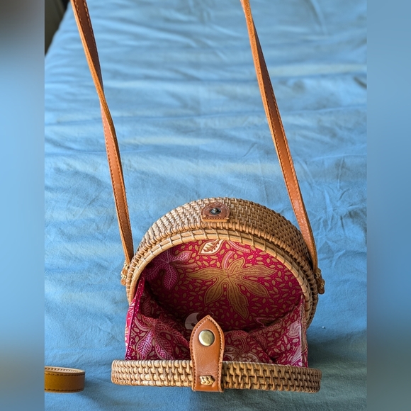 Rattan bag - Picture 3 of 3